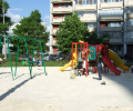Детские площадки засыпали необычным песком