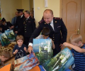 Руководители УВД Зеленограда поздравили детей с Днем знаний