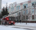 Пожарные учения в здании станции скорой и неотложной медицинской помощи